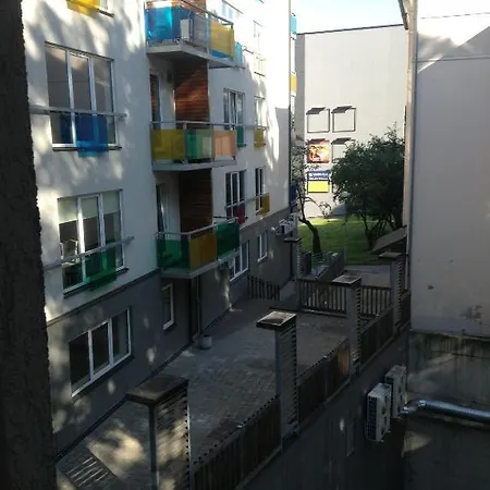 Апартаменты Wilde Guest Uelikooli 6 Тарту
